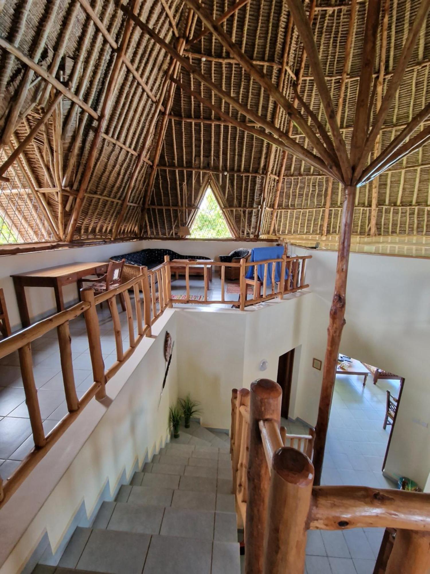 Paradiesische Villa Maisha Mazuri Mit Pool. Terrasse Und Personal Diani Beach Exteriör bild